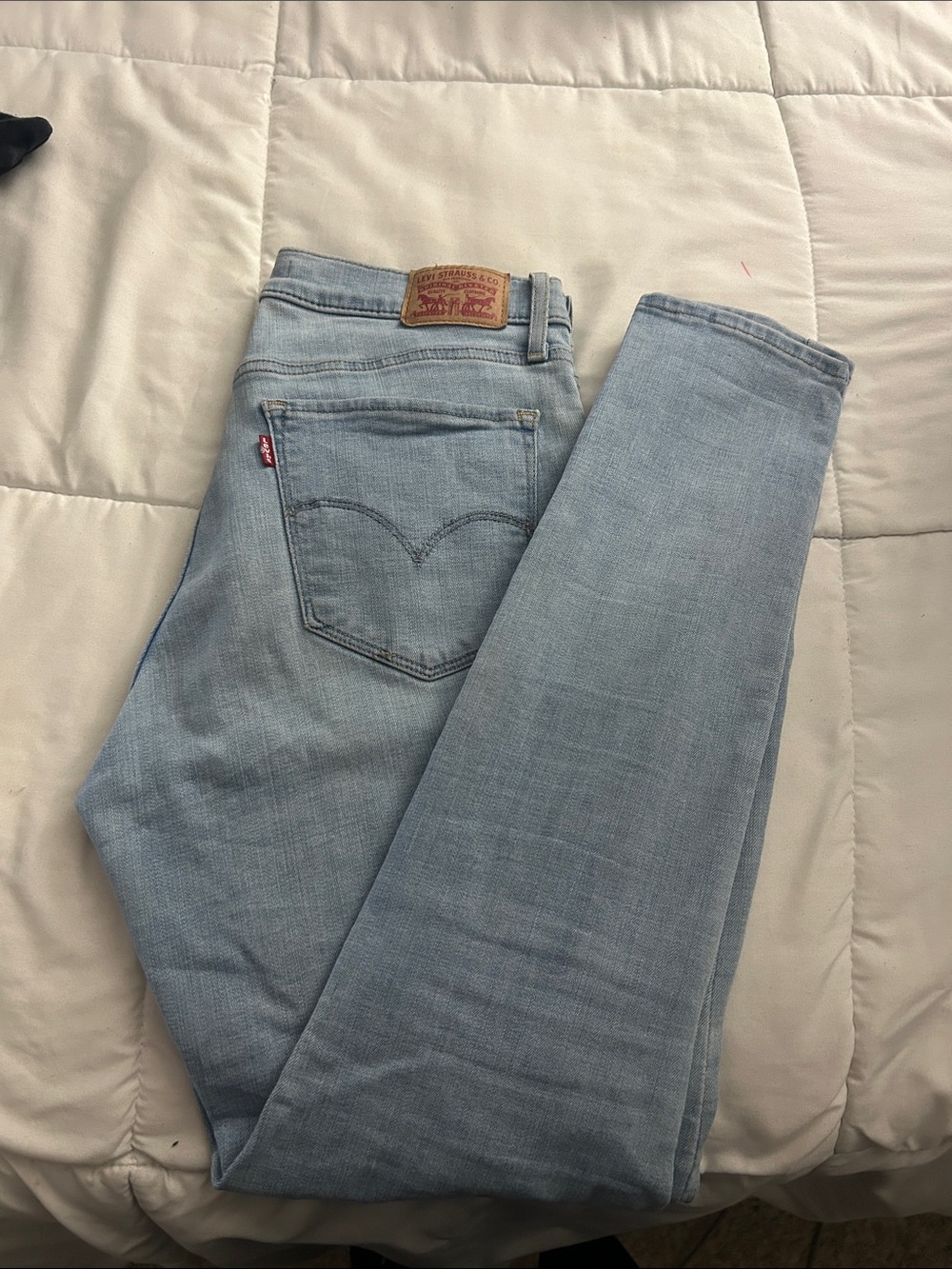 Levi's Women's Light Wash Skinny Jeans